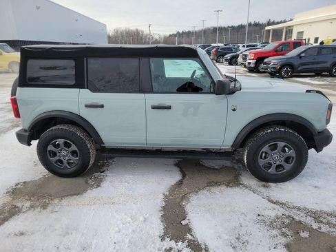 Used 2022 Ford Bronco Big Bend image 4