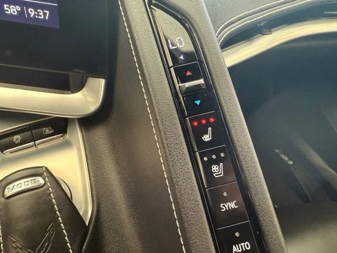 Used 2021 Chevrolet Corvette Stingray Preferred Conv w/ Z51 Performance Package image 46