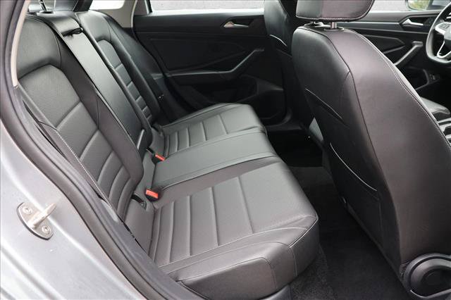 Used 2024 Volkswagen Jetta SE FWD image 24