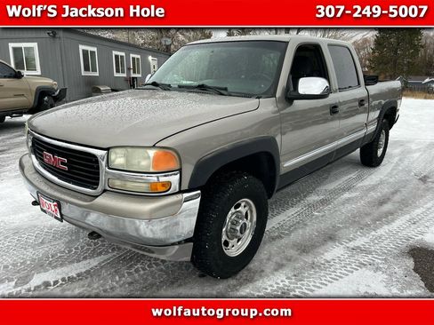 Used 2002 GMC Sierra 1500 4x4 Crew Cab HD image 1