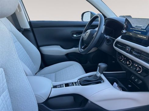 New 2026 Honda HR-V LX image 15