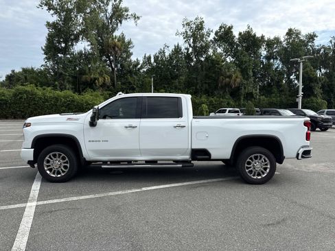 Used 2024 Chevrolet Silverado 2500 LTZ w/ LTZ Plus Package AWD/4WD image 7