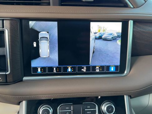 Used 2021 GMC Yukon XL Denali w/ Denali Ultimate Package image 20