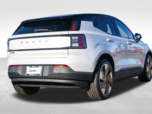 New 2026 Volvo EX30 Ultra w/ Climate Package image 5