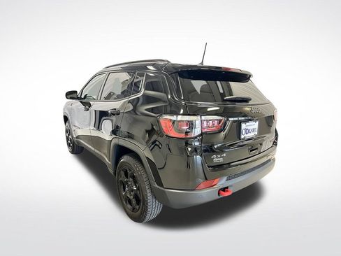 Used 2024 Jeep Compass Trailhawk w/ Trailhawk Convenience Group AWD/4WD image 2