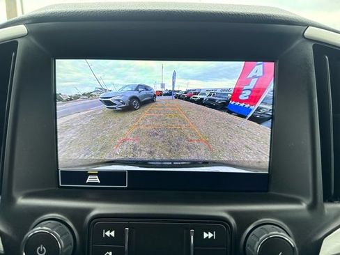 Used 2024 GMC Terrain SLT AWD/4WD image 26