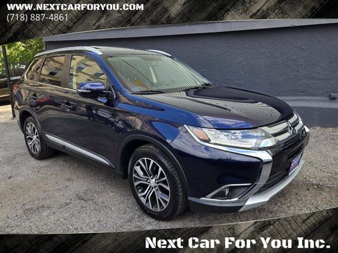 Used 2018 Mitsubishi Outlander SEL AWD/4WD image 4