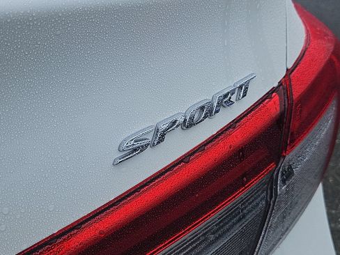 Certified 2024 Honda Civic Sport image 12