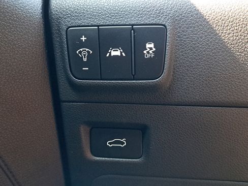 Used 2022 Kia K5 GT-Line FWD image 36