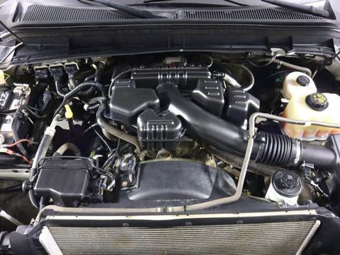 Used 2014 Ford F350 XLT image 40