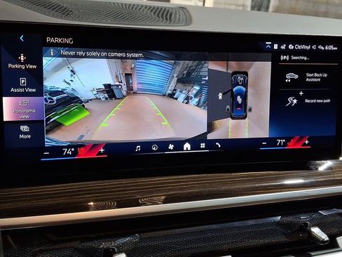 Used 2024 BMW X6 xDrive40i w/ Premium Package image 15