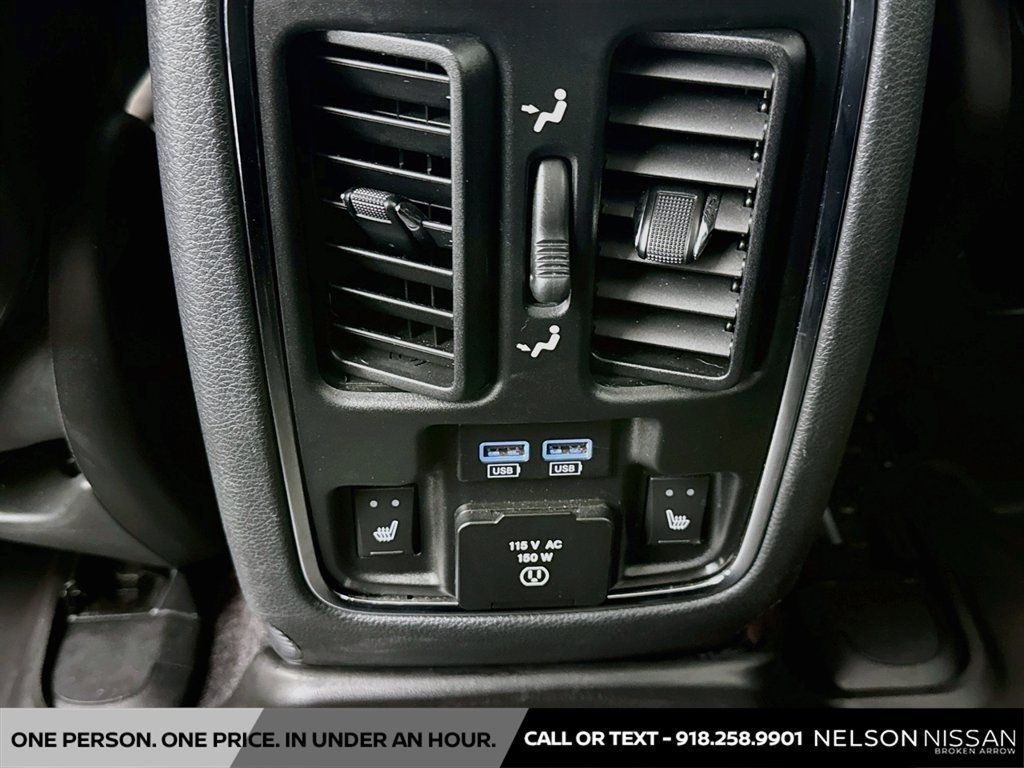 Used 2017 Jeep Grand Cherokee Summit AWD/4WD image 27