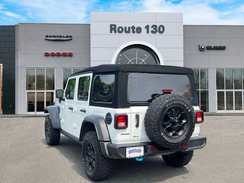 Used 2023 Jeep Wrangler Unlimited AWD/4WD image 3