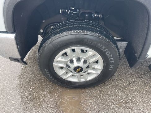 Certified 2025 Chevrolet Silverado 2500 LT w/ Convenience Package image 9