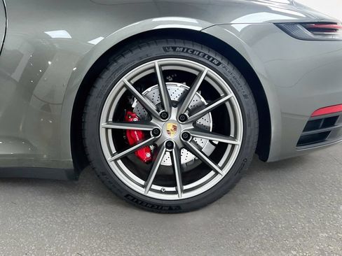 Certified 2020 Porsche 911 Carrera S RWD image 31