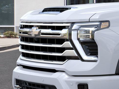 New 2026 Chevrolet Silverado 2500 High Country AWD/4WD image 15