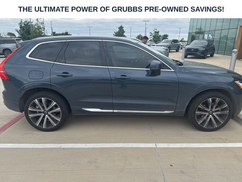 Used 2023 Volvo XC60 B5 Ultimate w/ Climate Package FWD image 3