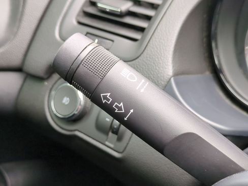 Used 2016 Buick Regal Premium w/ Driver Confidence Package #1 image 28