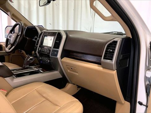Used 2018 Ford F150 Lariat w/ Equipment Group 501A Mid AWD/4WD image 28