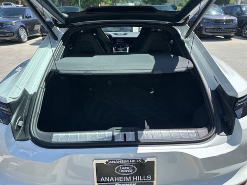 Used 2026 Porsche Panamera image 29