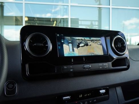 New 2025 Mercedes-Benz Sprinter 2500 image 24