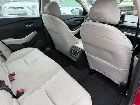 Used 2025 Honda Accord SE image 11