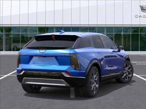 New 2026 Cadillac Optiq Luxury 1 image 4