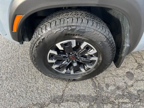 Certified 2024 Nissan Frontier PRO-4X w/ Technology Package image 10