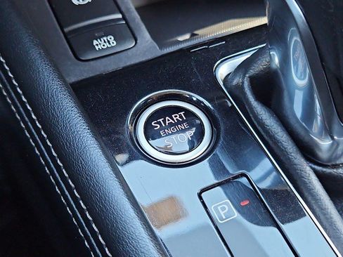 Used 2024 Nissan Kicks SV FWD image 16