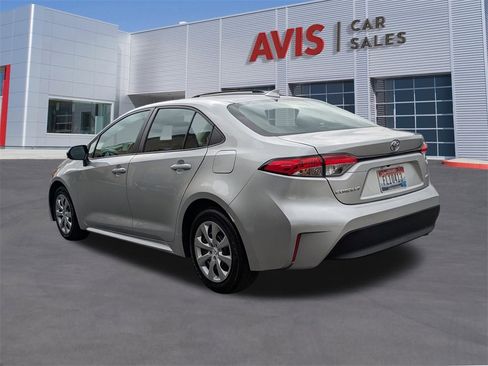 Used 2024 Toyota Corolla LE image 9