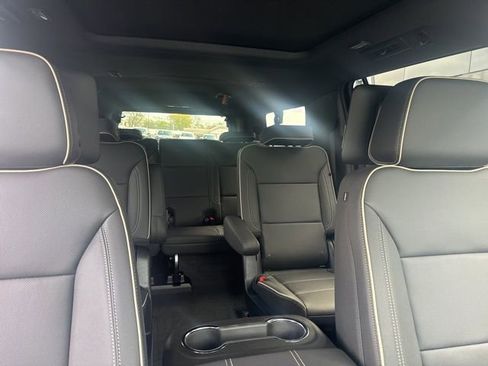 New 2026 GMC Yukon XL Elevation w/ Elevation Premium Package AWD/4WD image 38