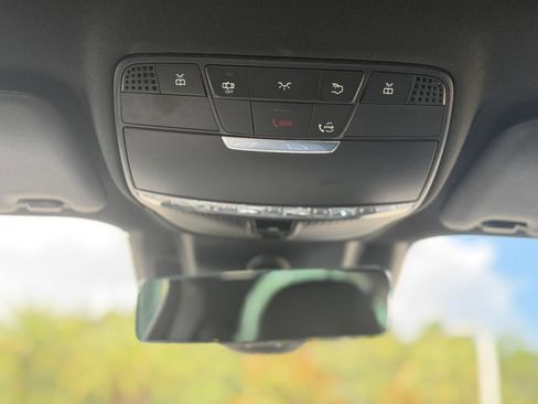 Used 2022 Mercedes-Benz E 350 Sedan image 29