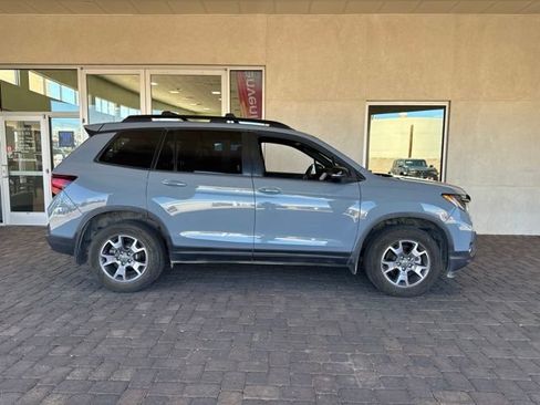 Used 2022 Honda Passport TrailSport image 5