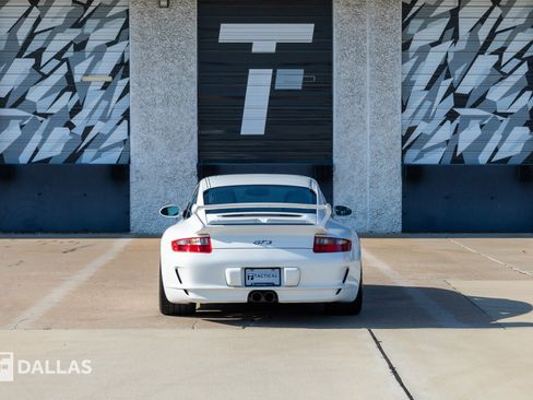 Used 2007 Porsche 911 GT3 RWD image 13