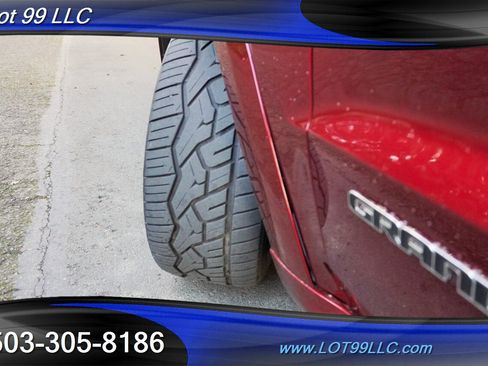 Used 2017 Jeep Grand Cherokee SRT AWD/4WD image 5