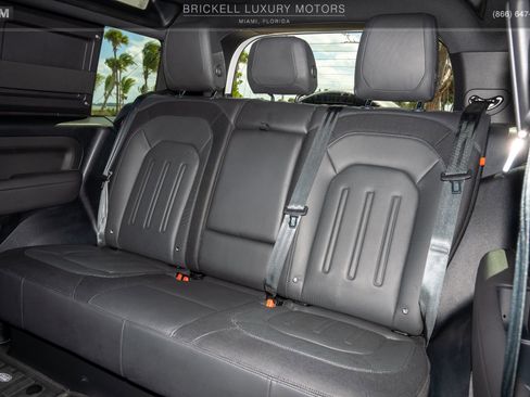 Used 2022 Land Rover Defender 90 X-Dynamic HSE AWD/4WD image 10