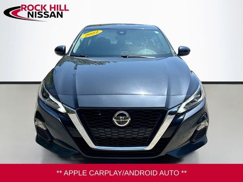 Used 2022 Nissan Altima 2.5 SV FWD image 2