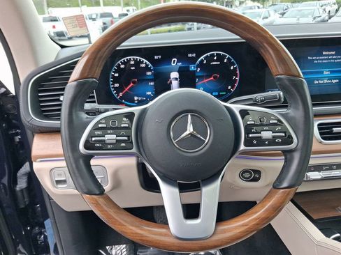 Used 2022 Mercedes-Benz GLS 450 4MATIC image 19
