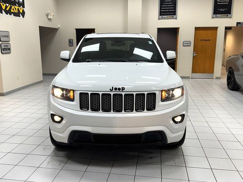 Used 2015 Jeep Grand Cherokee Altitude image 59