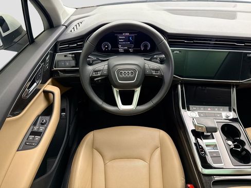 Used 2020 Audi Q7 3.0T Premium Plus w/ Premium Plus Package AWD/4WD image 10