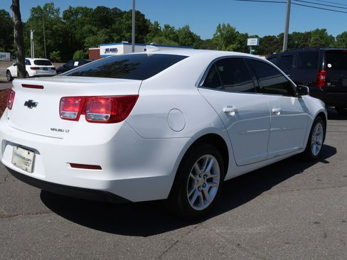Used 2015 Chevrolet Malibu LT w/ Power Convenience Package image 10