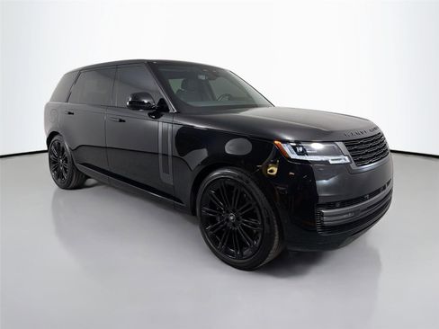 Certified 2025 Land Rover Range Rover Long Wheelbase SE AWD/4WD image 3