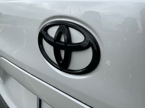 Used 2026 Toyota Corolla Cross AWD Hybrid image 16