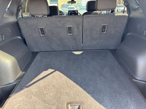 Used 2025 Chevrolet Blazer LT FWD image 25