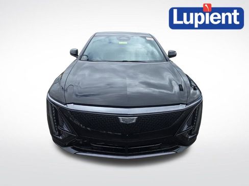 Used 2024 Cadillac Lyriq Sport AWD/4WD image 11