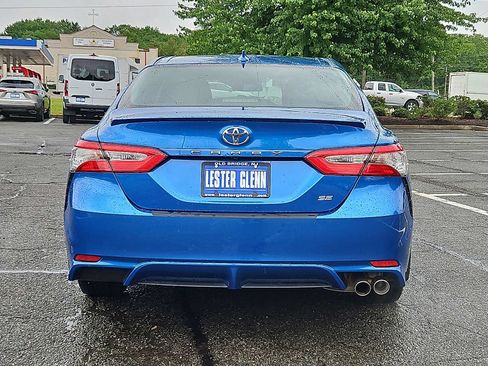 Used 2019 Toyota Camry SE FWD image 6