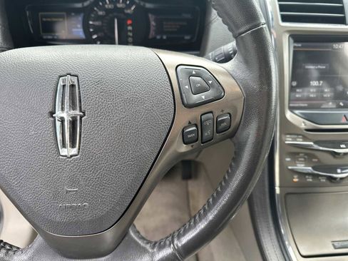 Used 2012 Lincoln MKX FWD w/ Class II Trailer Tow Pkg image 19