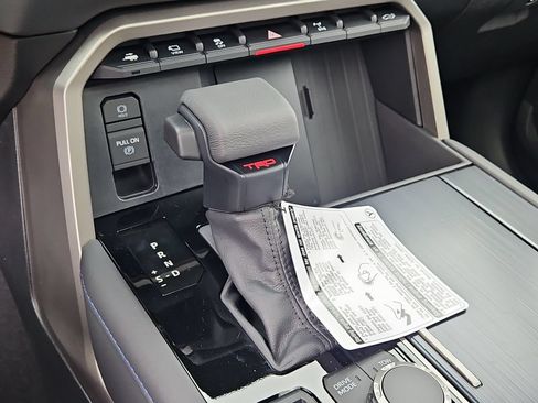 New 2026 Toyota Tundra Platinum w/ TRD Off-Road Package AWD/4WD image 20