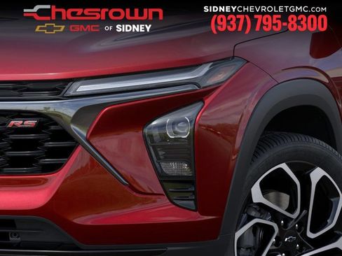 New 2026 Chevrolet Trax RS w/ Sunroof Package FWD image 10