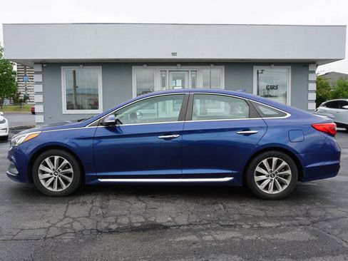 Used 2017 Hyundai Sonata Sport w/ Value Edition Package 02 FWD image 8